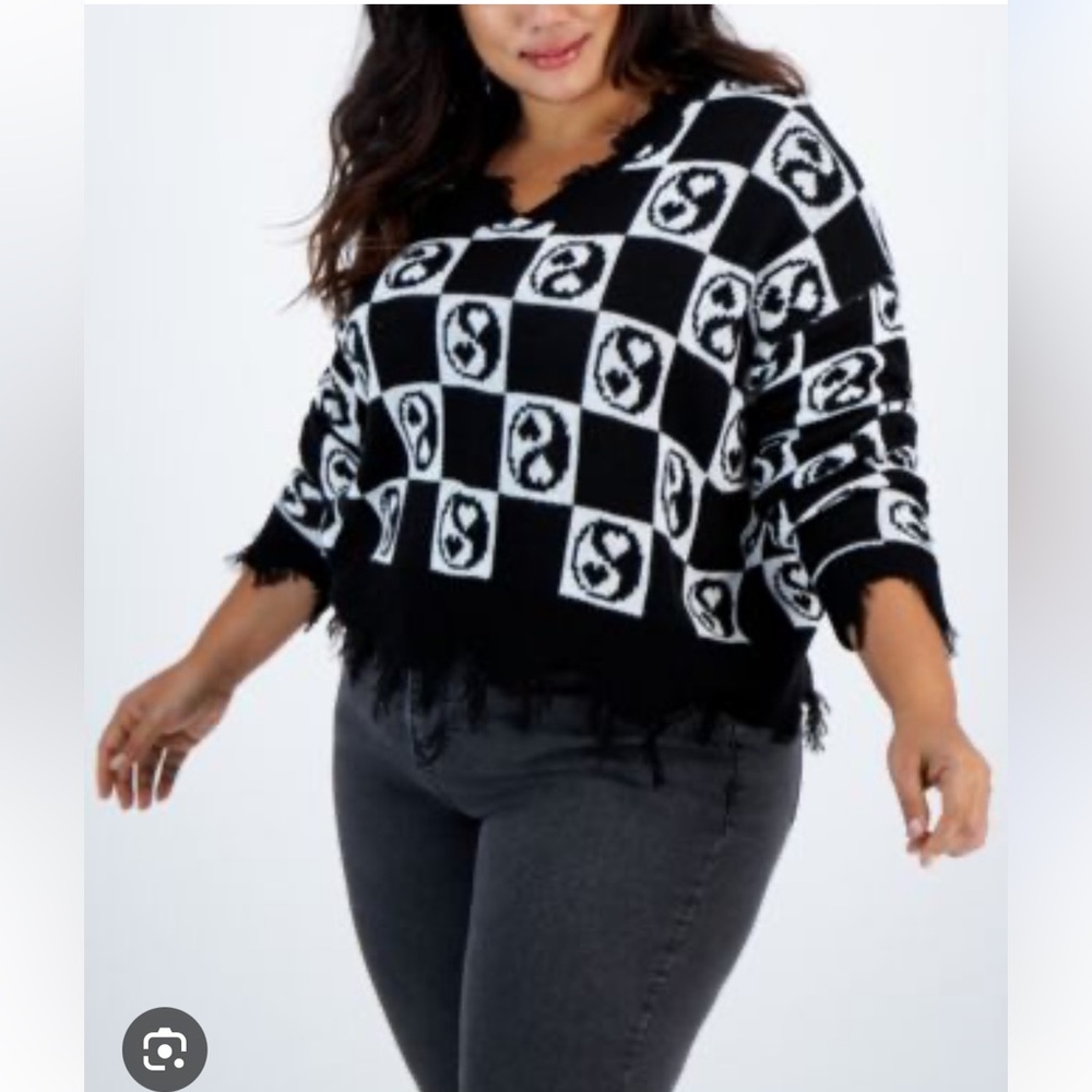 Just Polly Black and White Checkered Women's Sweater NWT - Picture 2 of 5